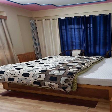 Hotel Apple Regency Simlá Kültér fotó