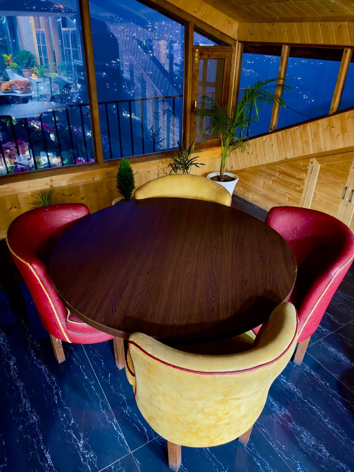 Hotel Apple Regency Simlá Kültér fotó